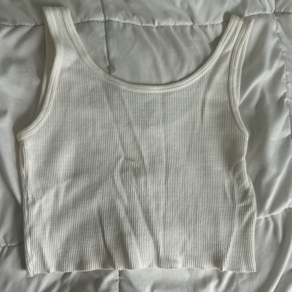 Brandy melville top - Picture 3 of 4